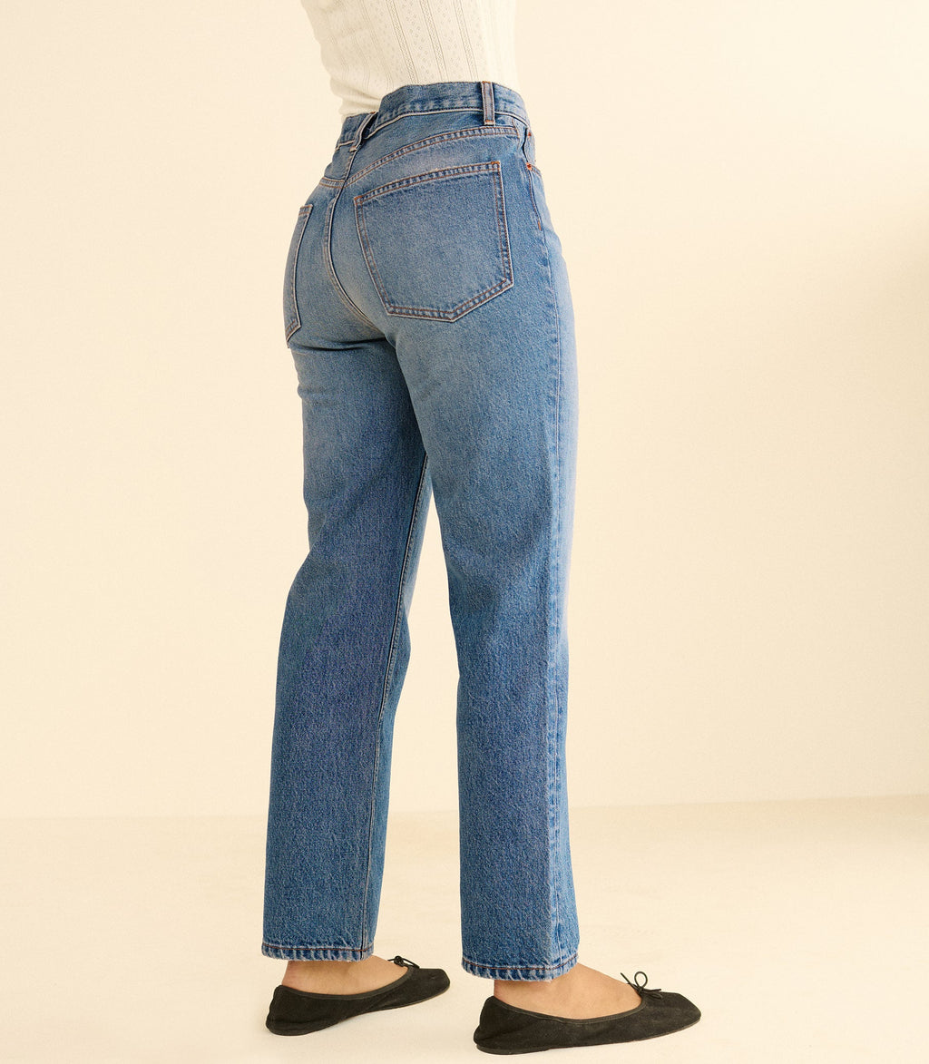 Diana Crop Jean in Geneve Wash - view 3